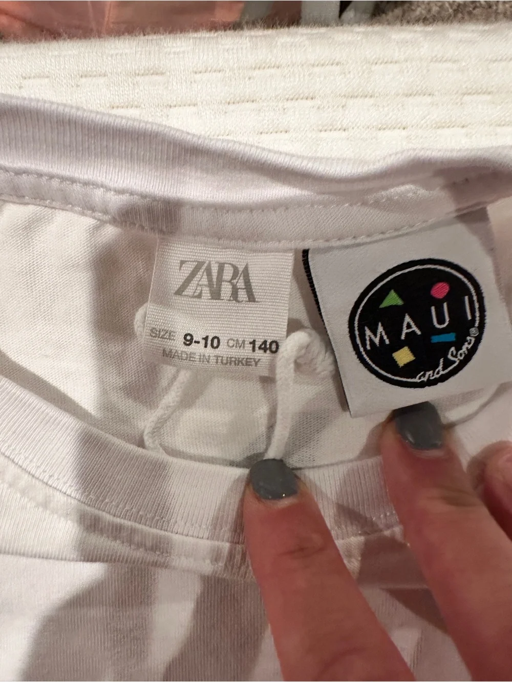 Zara t shirt size 9-10 and shorts size 11-12. White with Maui logo design